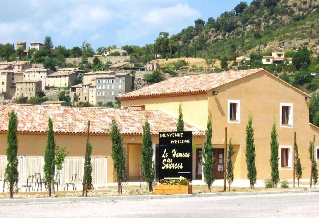 La Tour De Guet Aparthotel Montbrun-les-Bains Exterior photo